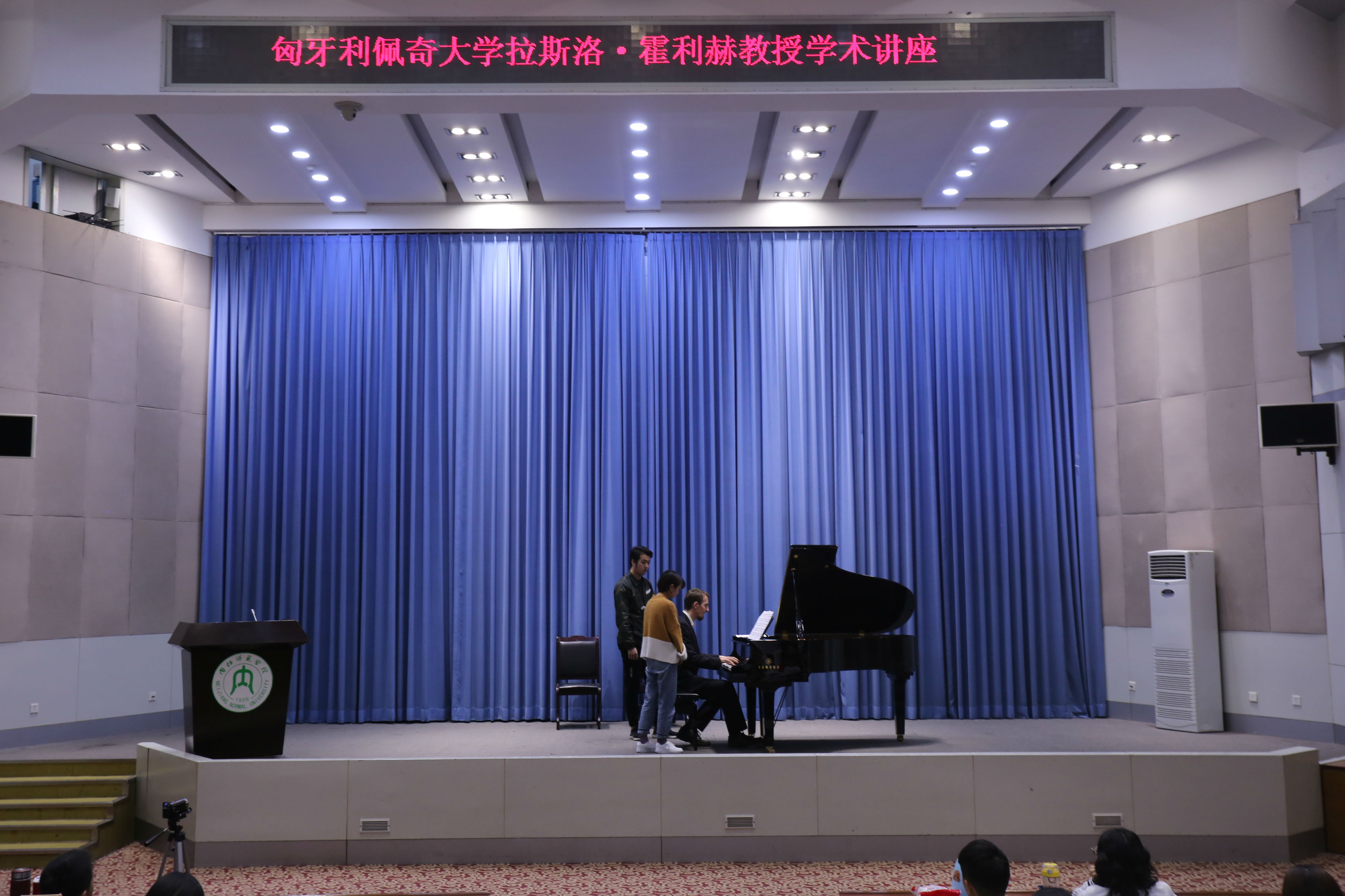 J28A7969.JPG